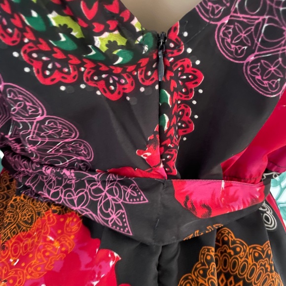 Floral hi-low Romper with tie belt and skirt. - Picture 11 of 12